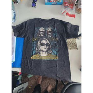 Kurt Cobain men's med black shirt
